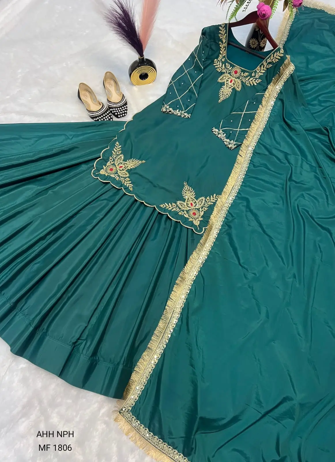 Royal Designer Natural Crepe Silk Lehenga & Dupatta Set